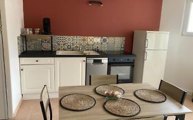 Maison idéale pour 2 personnes, garage clos et Wifi